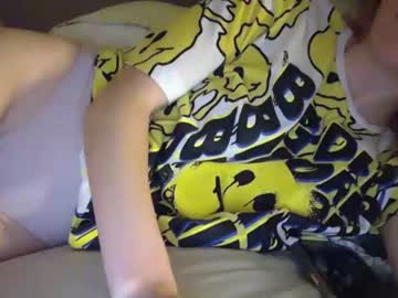 Naked cam girl georgieveee image #935591