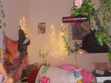 Naked cam girl kaveskiki image #881568