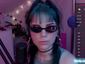 Naked cam girl babyjas image #3668206