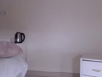 Naked cam girl juicydough image #455224