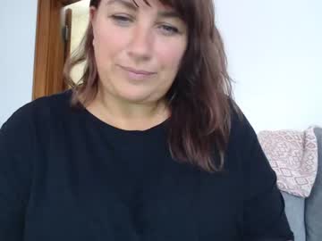 Naked cam girl anniegetyourgun image #3614864