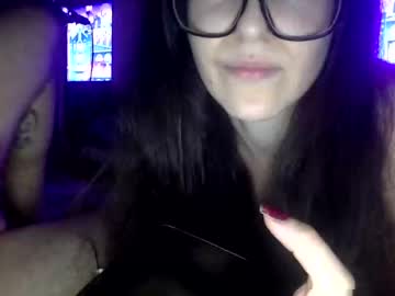 bebes18 naked cam
