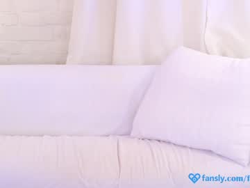 Naked cam girl eva_fashionista image #2192067