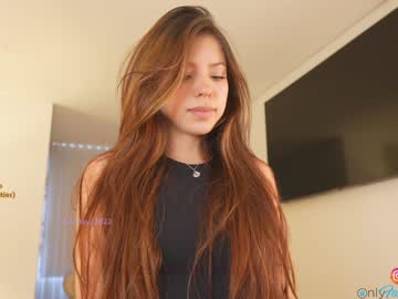 Naked cam girl emma_lu1 image #1844281