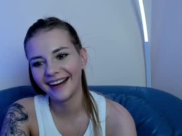 Naked cam girl hustleebabyy image #2825044