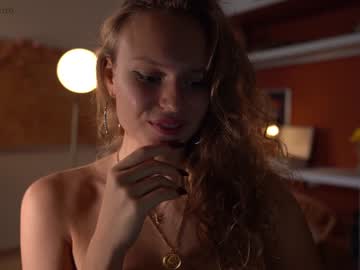 Naked cam girl chillwithkira image #2849102