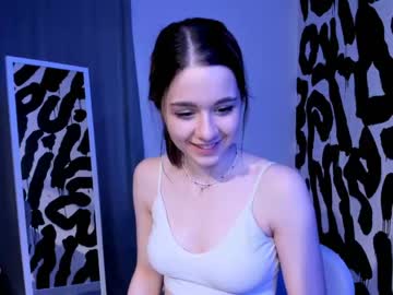 Naked cam girl ainamil image #3619787