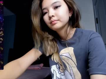 Naked cam girl tokpokki_m image #2750358
