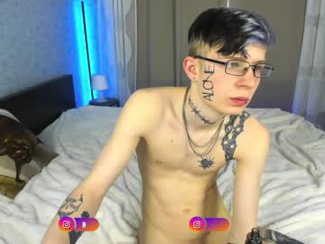 Naked cam man herbal_sommelier image #1774430
