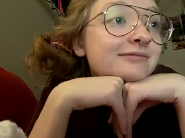 Naked cam girl rosebuds18 image #3326062