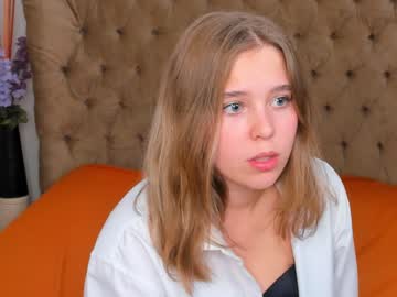 Naked cam girl snowflakeae image #2577280