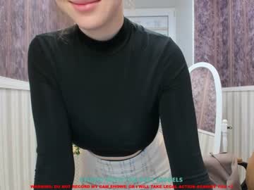 Naked cam girl erika_coy image #1452348