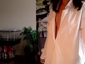 Naked cam girl jennycutey image #2493788
