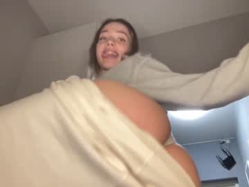 Naked cam girl angel_from_sky image #3800335
