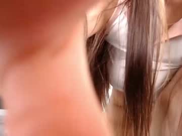 Naked cam girl lina_tyan image #1469018