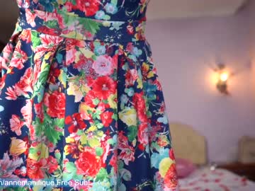 Naked cam girl annemanifique image #1121800