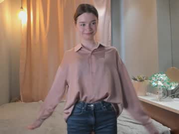 Naked cam girl elenecouch image #4016423