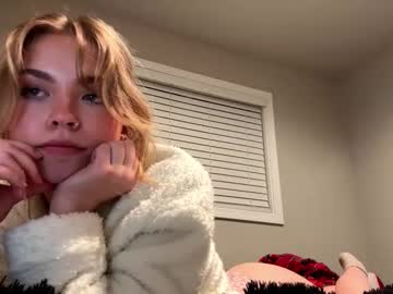 Naked cam girl madeline_fine image #4047793