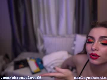 Naked cam girl chroniclove image #1711008