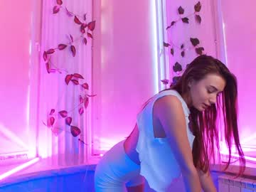 Naked cam girl luna_drips image #1885595