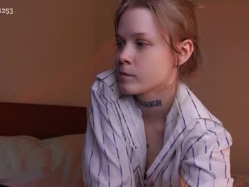Naked cam girl tendertainted image #2202335
