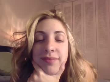 Naked cam girl talia_fiore image #2857657