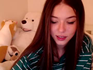Naked cam girl christine_horny image #496359