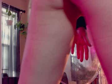 Naked cam girl babyjas image #587939