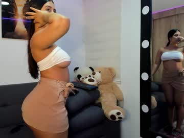 Naked cam girl abigail_w image #2745574