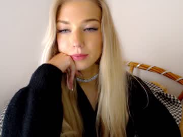 Naked cam girl pervyblonde image #1784113