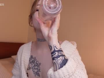 Naked cam girl tendertainted image #2423829