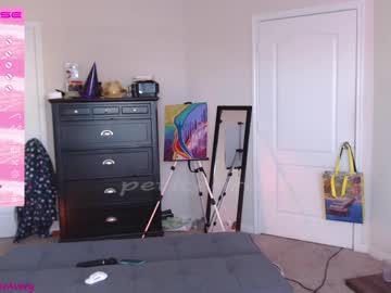 Naked cam girl petitebrat image #3429666