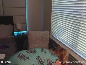 Naked cam girl taylor_love_303 image #2146174