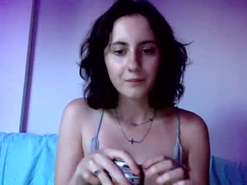 Naked cam girl gonnanuut image #2484613