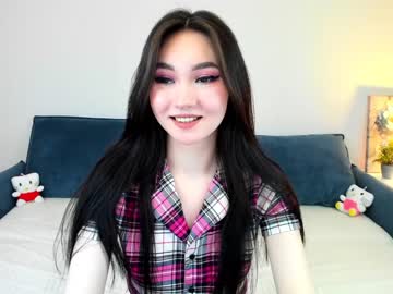 Naked cam girl yoyo_manga image #3534191