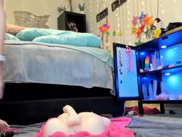 Naked cam girl makayla_minx image #2557456