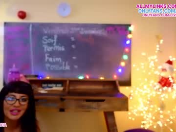 Naked cam girl livecleo image #3210510