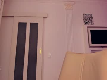 Naked cam girl nika_t3en image #147050