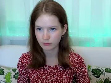 Naked cam girl vikkroriaa image #4012909