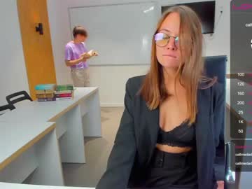 Naked cam girl game__of__porn image #261844
