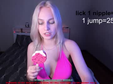 Naked cam girl stella_blush image #25130