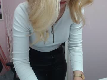 Naked cam girl lila_page image #1130799