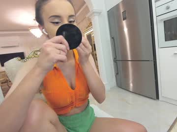 Naked cam girl ehotlovea image #3066032