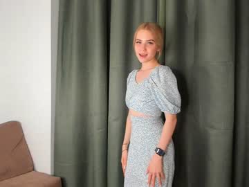 Naked cam girl edwinacornett image #3997902