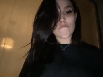 Naked cam girl foxyshayy image #3921931