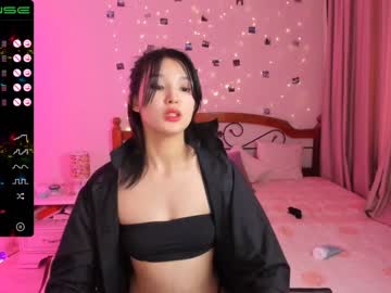Naked cam girl aisneon image #1079049