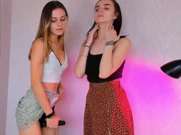 Naked cam couple sydneylind image #2872978