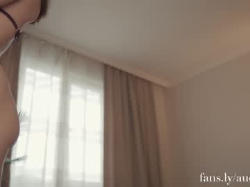 Naked cam girl auddicted image #2873617