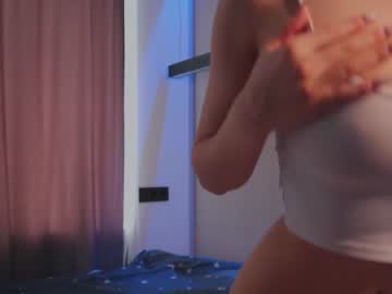 Naked cam girl angella_kleee image #3517421
