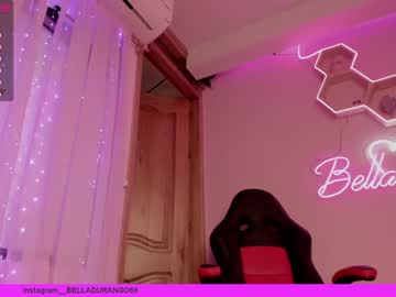 Naked cam girl bella_adams_ image #2479867
